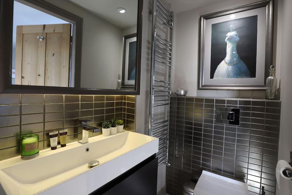 Villa Stylish Townhouse 15 Mins To Laines & Seafront Hove Esterno foto