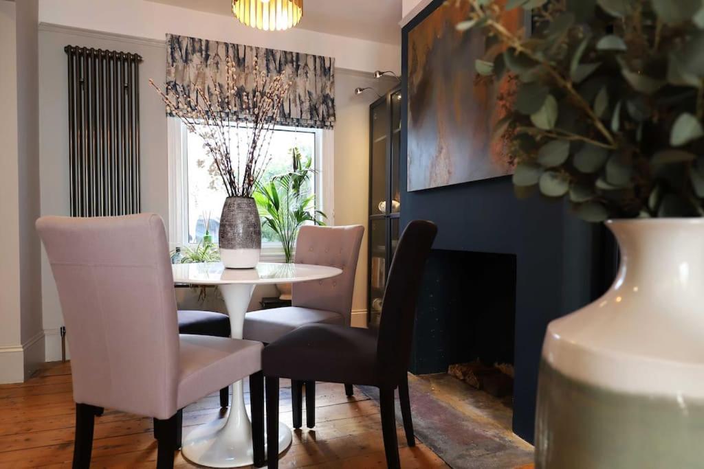 Villa Stylish Townhouse 15 Mins To Laines & Seafront Hove Esterno foto