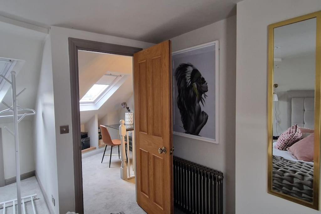 Villa Stylish Townhouse 15 Mins To Laines & Seafront Hove Esterno foto